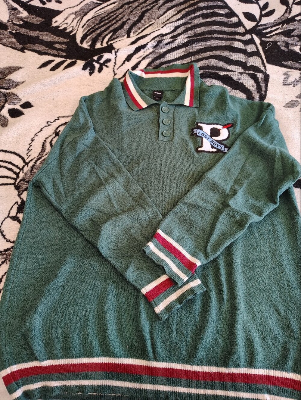 Disneys Peter Pan/ Lost Boys Green Sweater